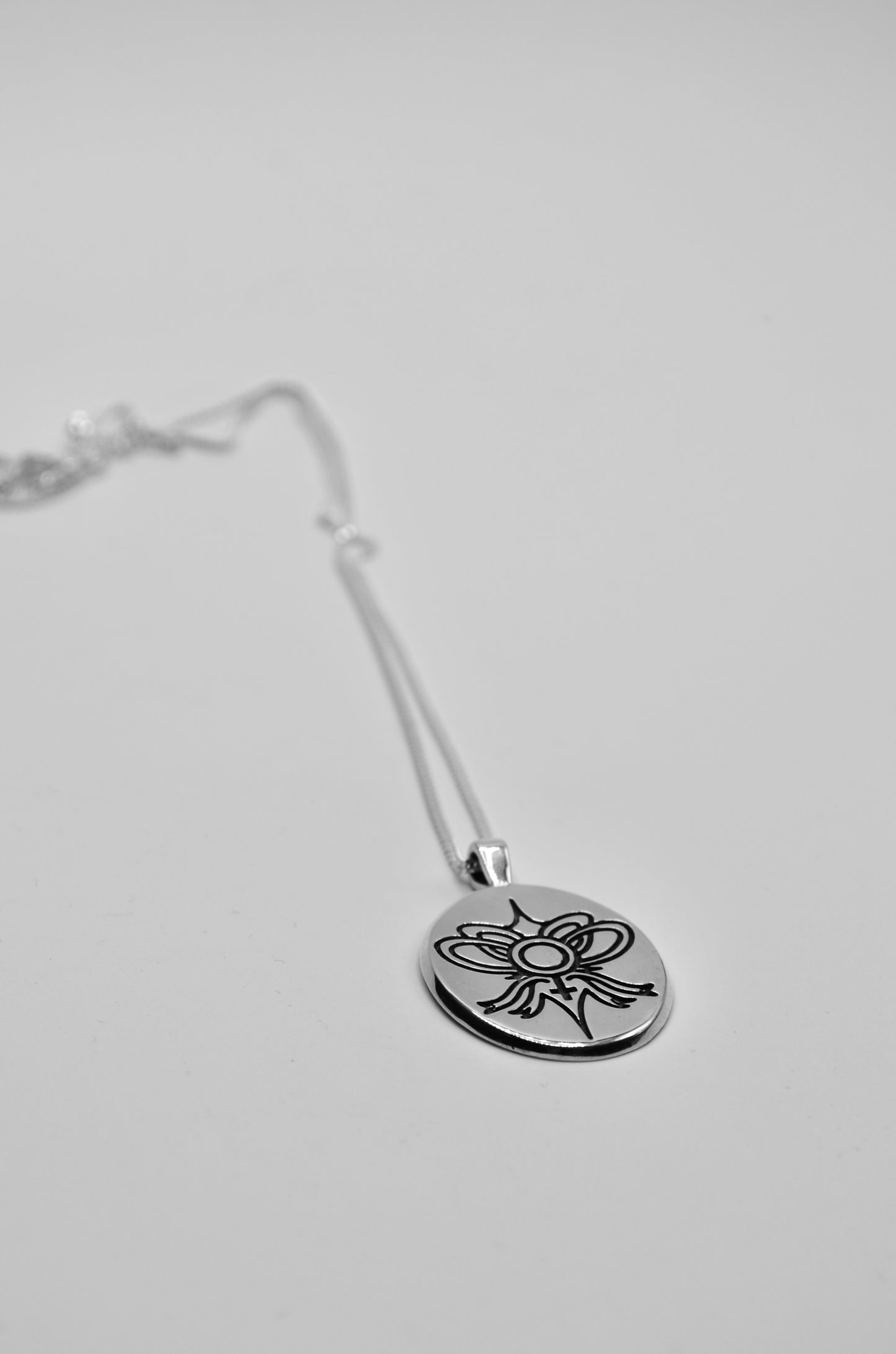 8M Necklace
