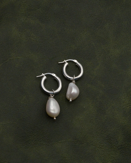 Valentina Pearl Hoops