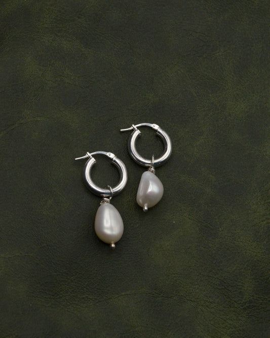 Valentina Pearl Hoops