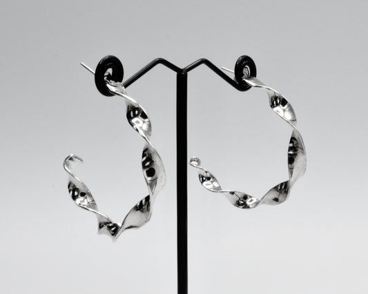 Twist Hoops