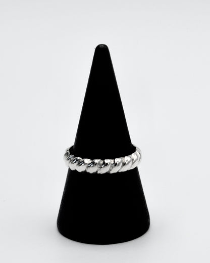 Lucero Ring