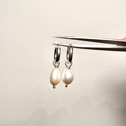 Valentina Pearl Hoops