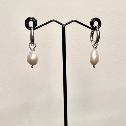 Valentina Pearl Hoops